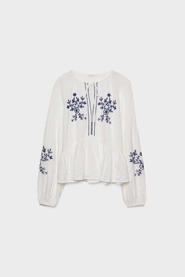 Dökümlü işlemeli bluz - 6