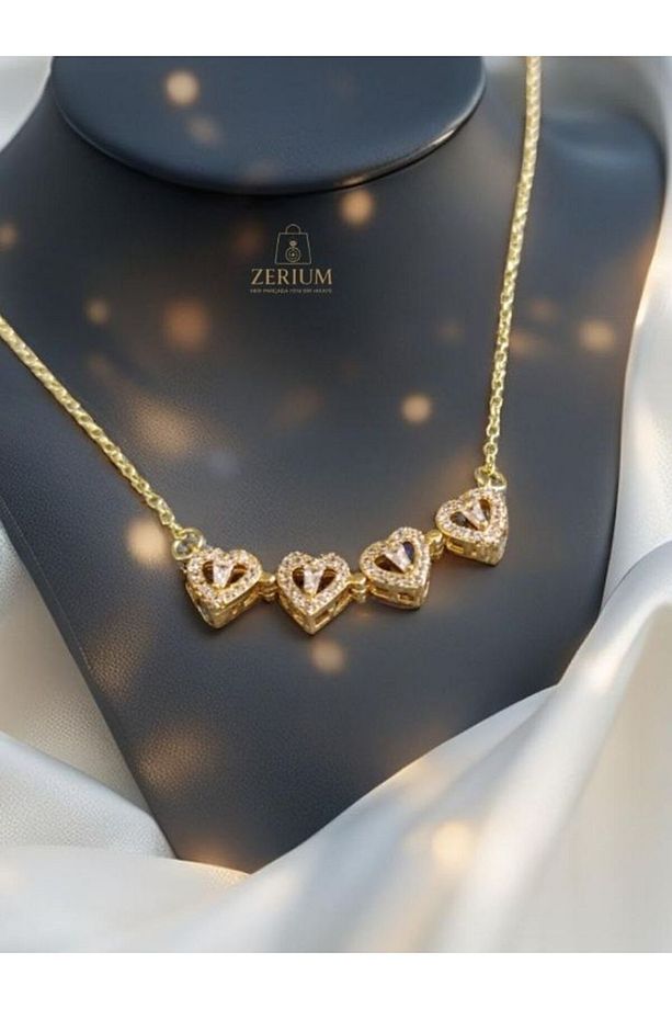 Gizli Kalplerin Sırrı – Mıknatıslı Açılır Çelik Yonca Kolye - 3