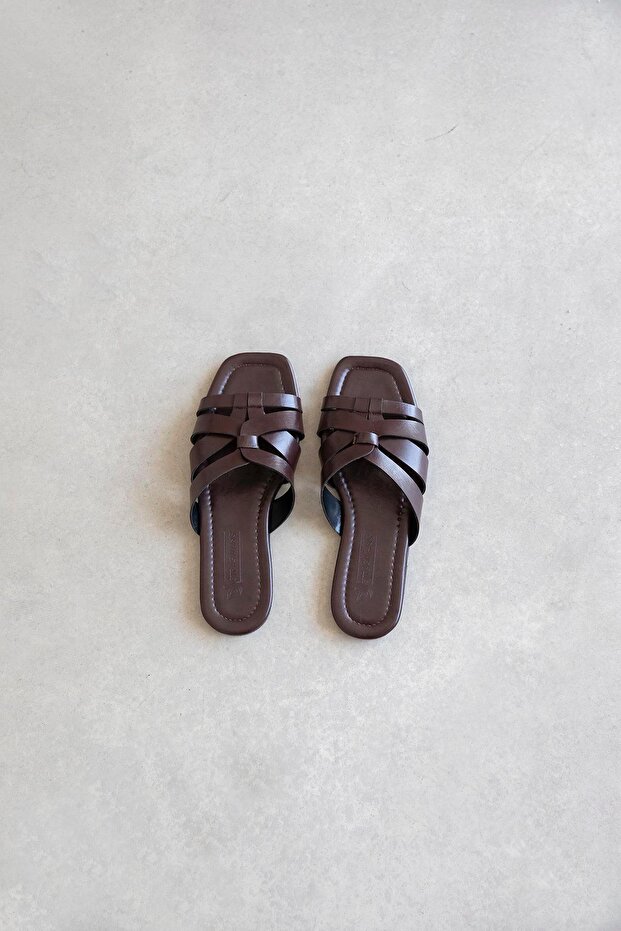 Luz Women's Daily Leather Slippers Brown