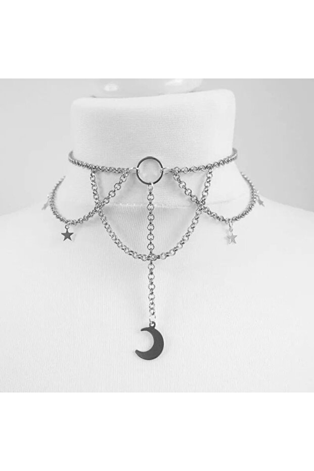 Stylish Chain Necklace Carrying the Sparkle of the Night Sky
