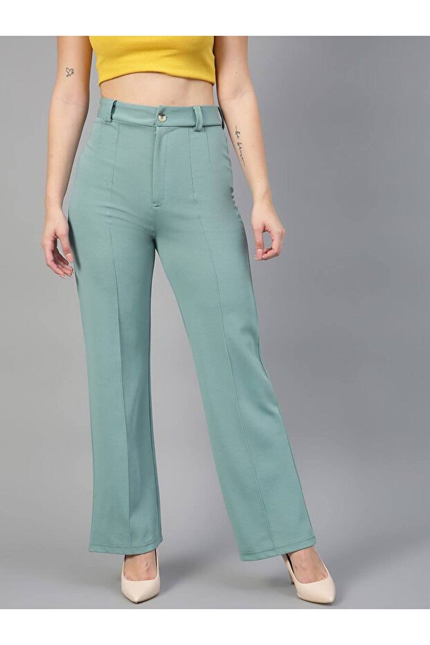 Double crepe pants with a distinctive design