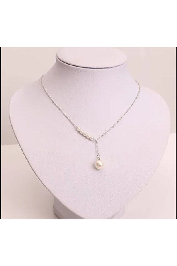 Stylish Pearl Necklace - Add Elegance to Every Moment