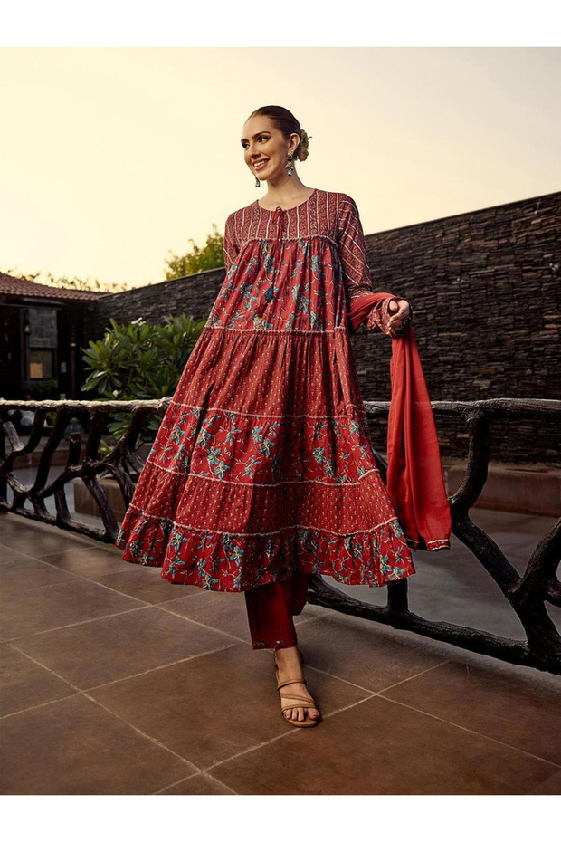 Floral Print Tiered Kurta with Trousers and Dupatta Set