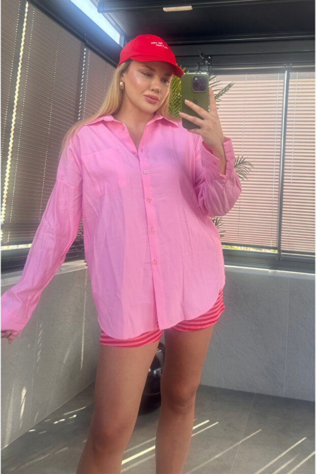 قميص أساسي بجيب واحد باللون الوردي - 7