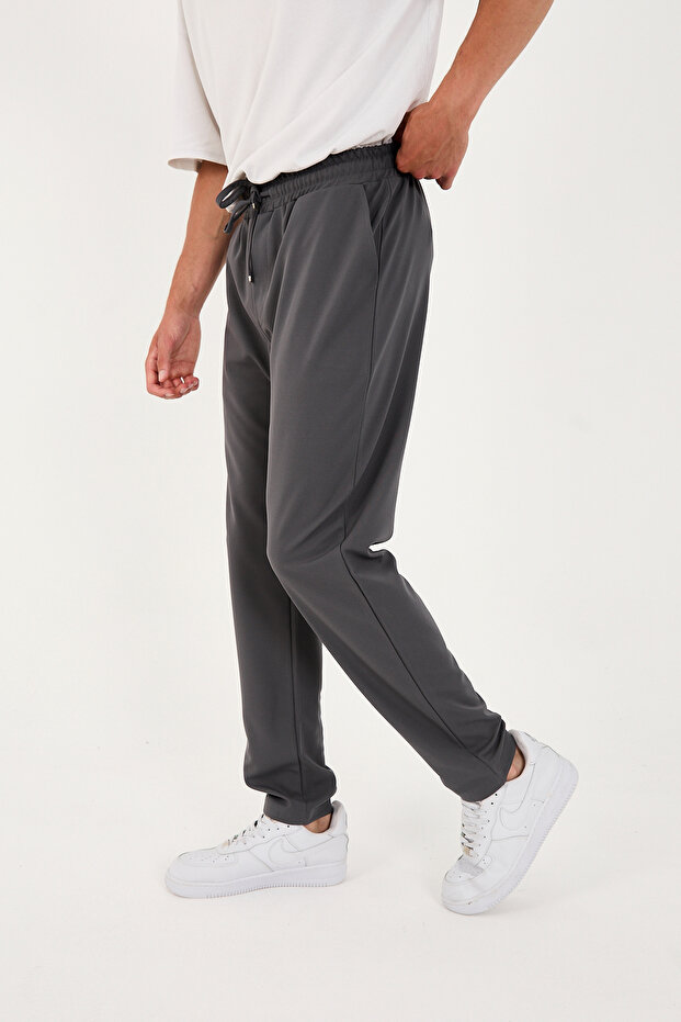 Men's Straight Leg Trousers with Back Pocket