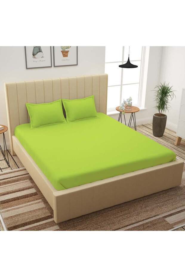 3Pcs King Size Flat Cotton Bedsheet set - Parrot Green