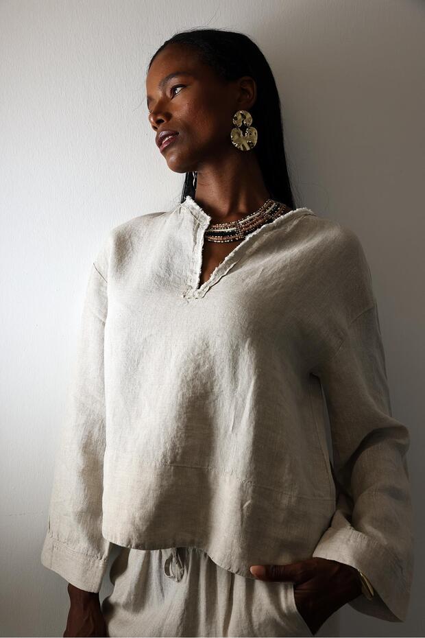 Natural Judge Collar Linen Shirt