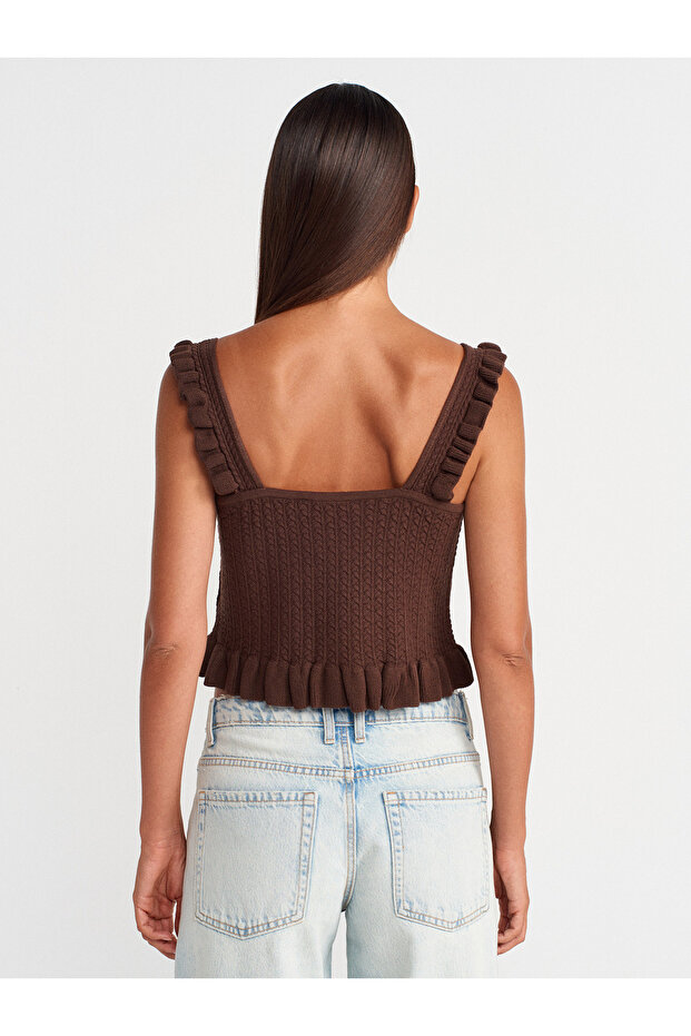 10774 بلوزة كروية بأزرار مكشكشة وحزام - بني - 2