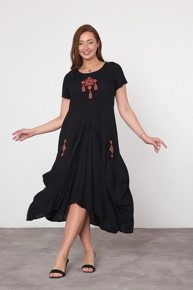 Women's Black Embroidery Detailed Pocketed Shalwar Dress Hzl25S-Vm10361