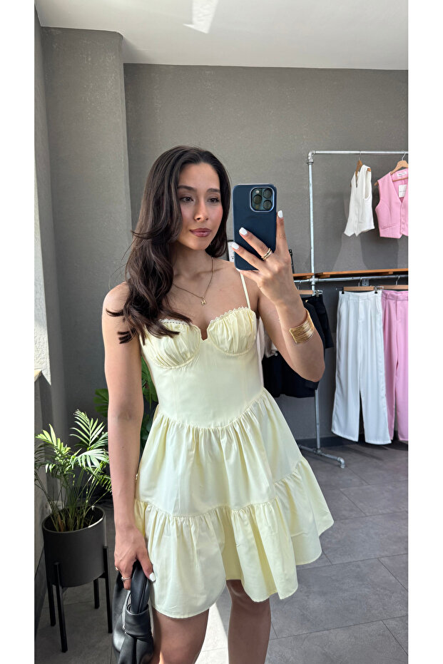 Mini haljina sa dekoltom u obliku srca - 3