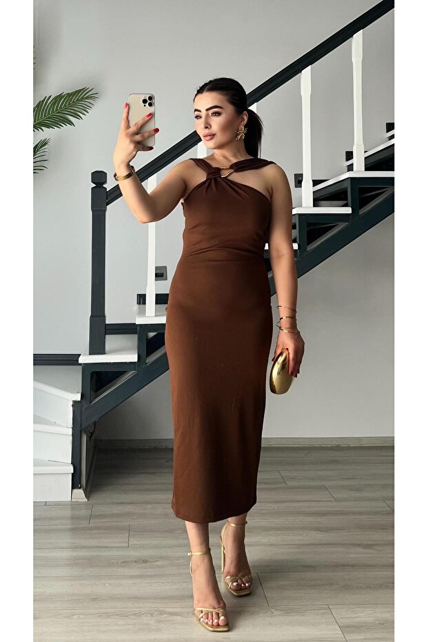 Coffee Accessory Detailed Midi Length Dress
