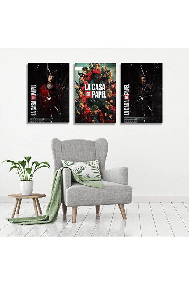 ثلاث لوحات قماشية بتصميم مسلسل la casa de papel مع برواز أسود مجوف