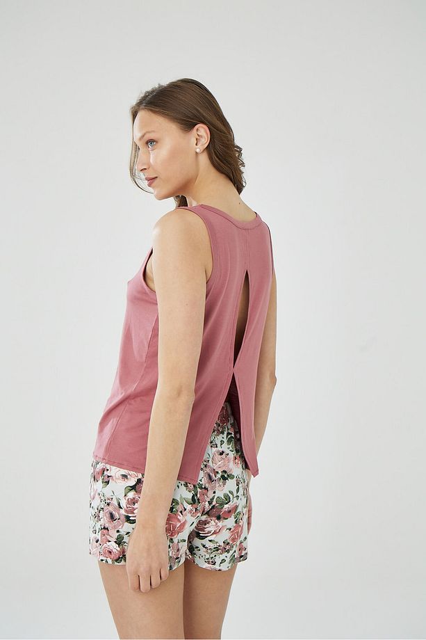 Çiçek Desenli Çift Yırtmaçlı Sıfır Kol Şort Pijama Takımı - 6