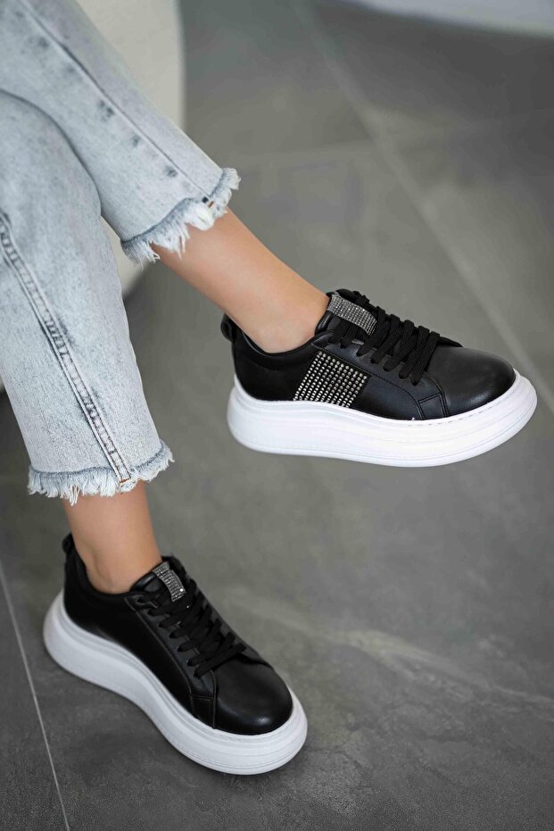 Lima Women's Stone Leather Sneakers Black