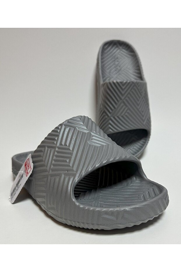 THICK SOLE MEN'S EXTRA LIGHT HOME STREET BALCONY TERRACE GARDEN POOL BEACH SPORTS HALL AND WORK SLIPPERS