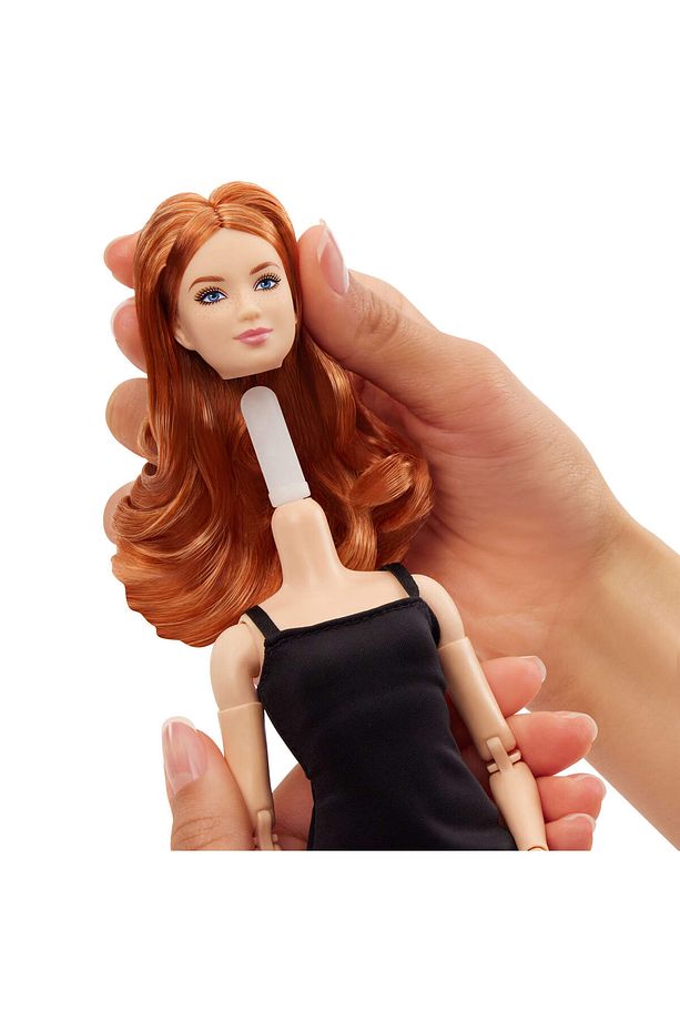 BARBIE BASICS™ İkonik Koleksiyon Bebekler - Siyah elbisesiyle kızıl uzun saçlı bebek Model 04 JBH74 - 7