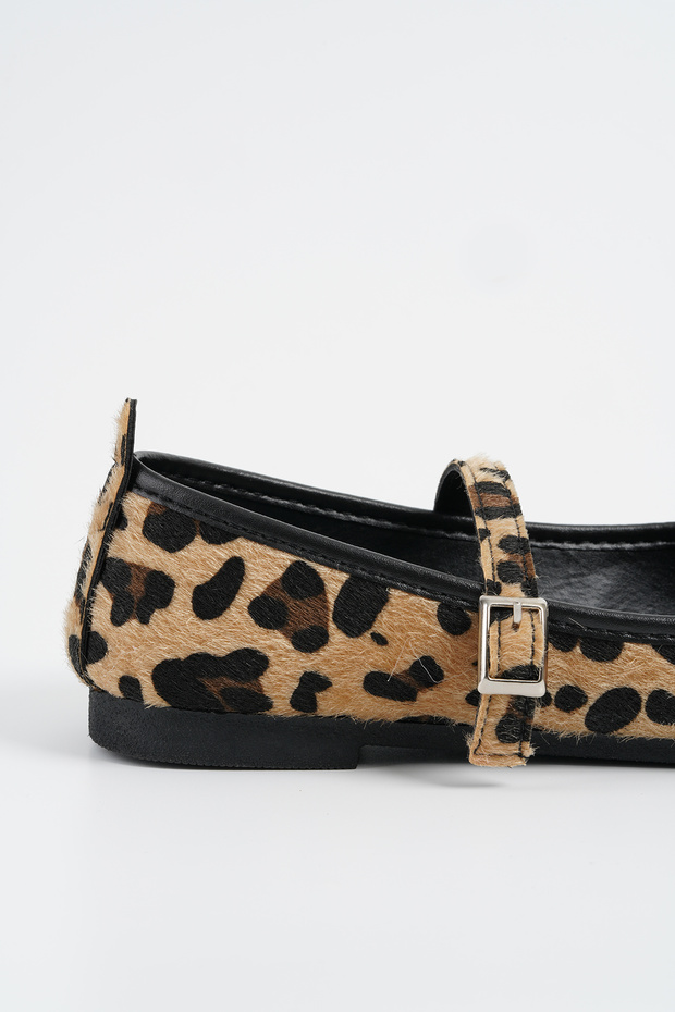 Női szőrös leopárd bőr napi csatos alacsony sarkú kényelmes balerina BYNDMRJ01 - 8