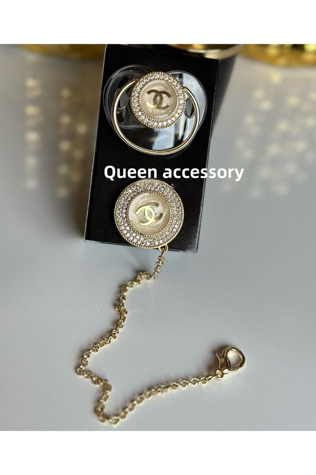 Imported Luxury Fashion Brand Logo White Girl Boy Baby Crystal Stone Pacifier Chain Strap Set