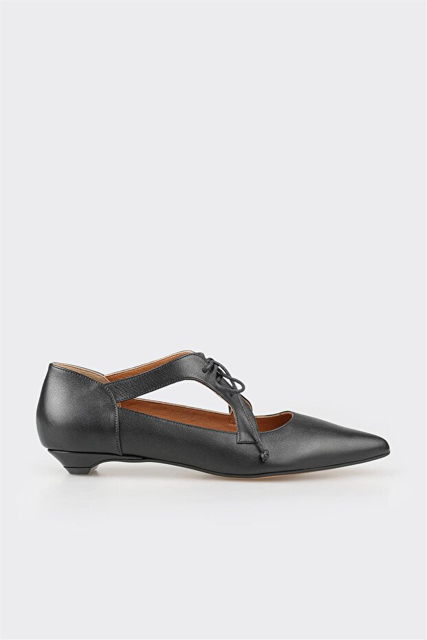 Black Leather Women's Casual Shoes