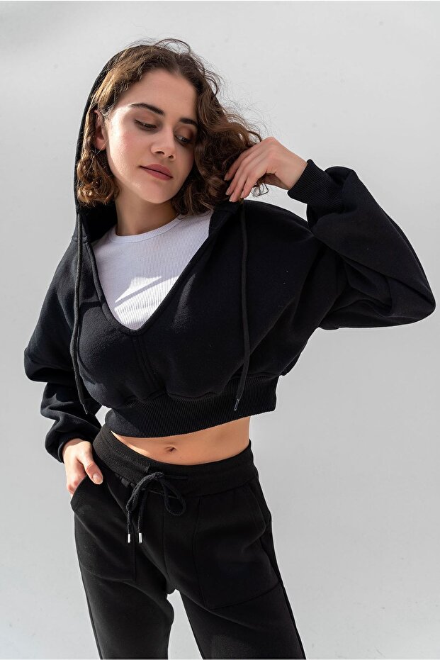 Black Hooded V-Neck Cropped Knitted Sweatshirt