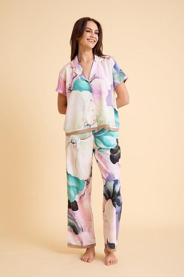 Paradise Çiçek Desenli Ultra Hafif Viskon İpeksi Pijama Set - 3