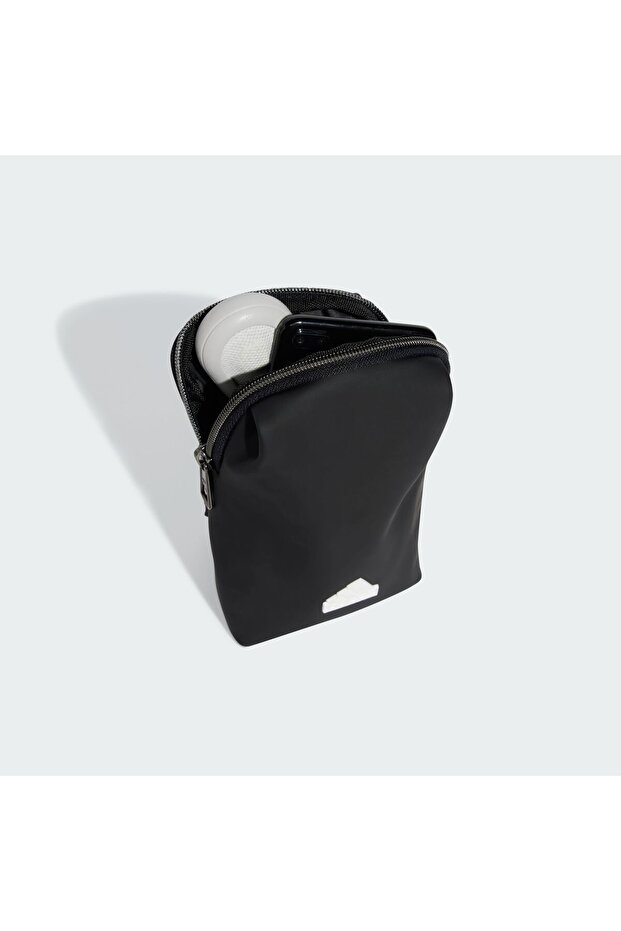 Polyurethane Leather Phone Bag - 7