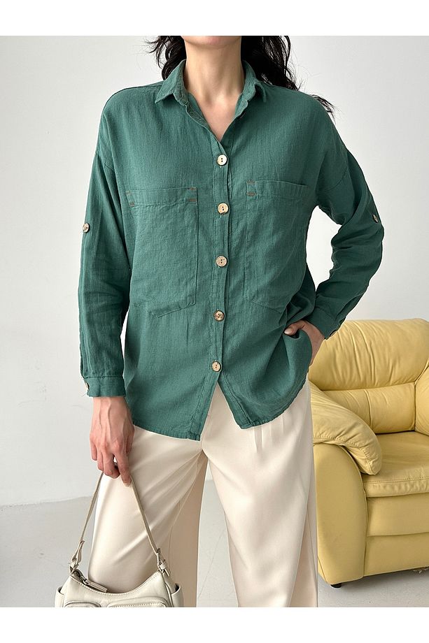 Kadın Ahşap Düğmeli Pamuklu Çift Cepli Oversize Gömlek - 4