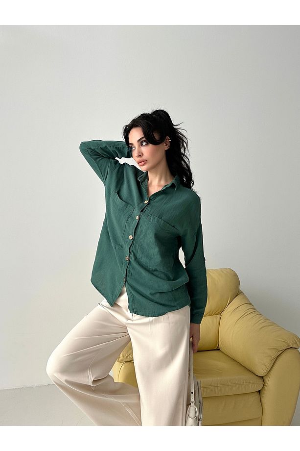 Kadın Ahşap Düğmeli Pamuklu Çift Cepli Oversize Gömlek - 2