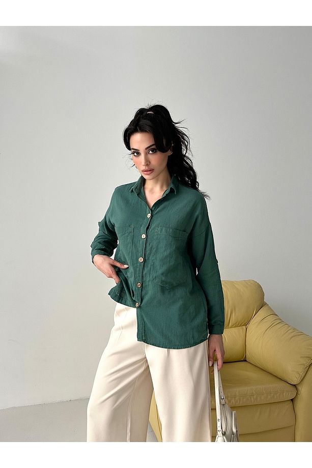 Kadın Ahşap Düğmeli Pamuklu Çift Cepli Oversize Gömlek - 5