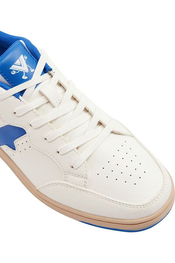 Sneaker - 2