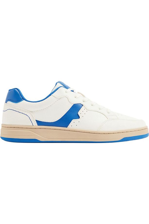 Sneaker - 1