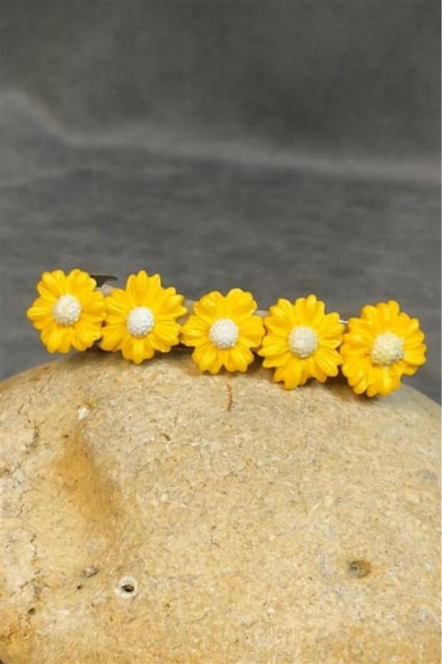- Hülya 6683 7807 Handmade Polymer Clay Yellow Daisy Flower Designed Hair Clip / 8 cm