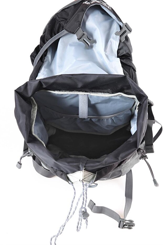 Young 45 Lt Mountaining Backpack with USB Support Device - 8