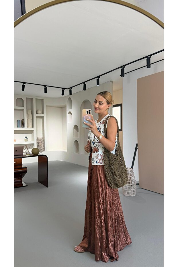 Kırışık Saten Doku Bronz Maxi Etek - 5