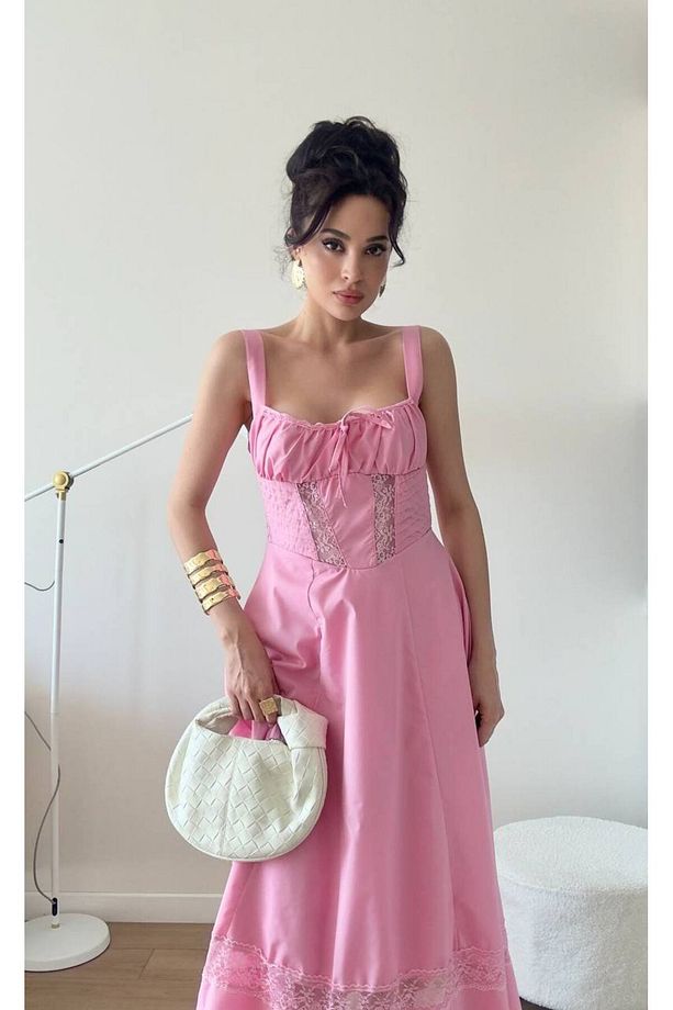 Pembe Askılı Dantel Detaylı Midi Elbise - 2