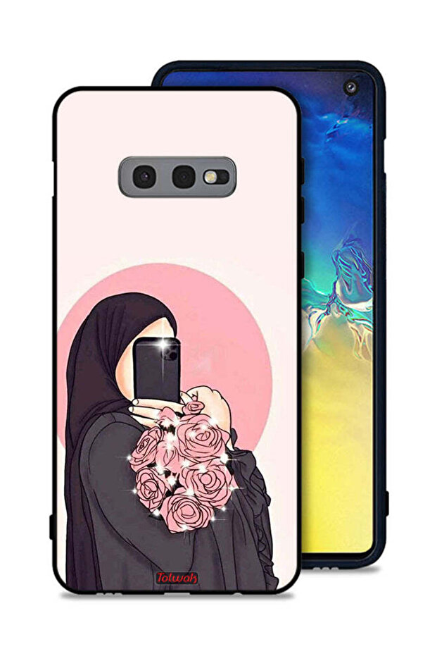 غطاء حماية لهاتف Samsung Galaxy S10e بتصميم فن التقاط صور سيلفي أثناء حمل الزهور