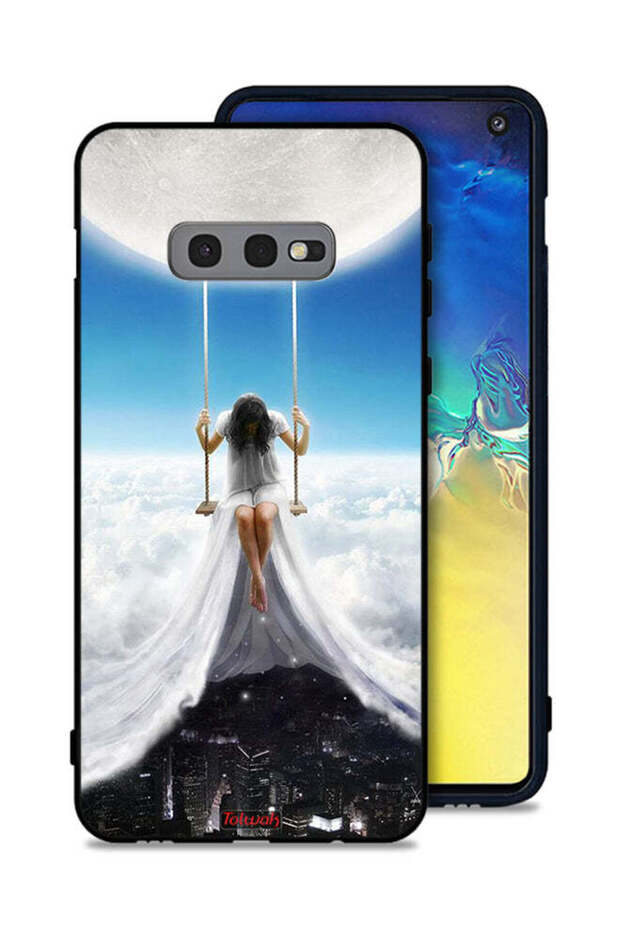 غطاء حماية لهاتف Samsung Galaxy S10e بتصميم فن مدينة الغيوم القمرية