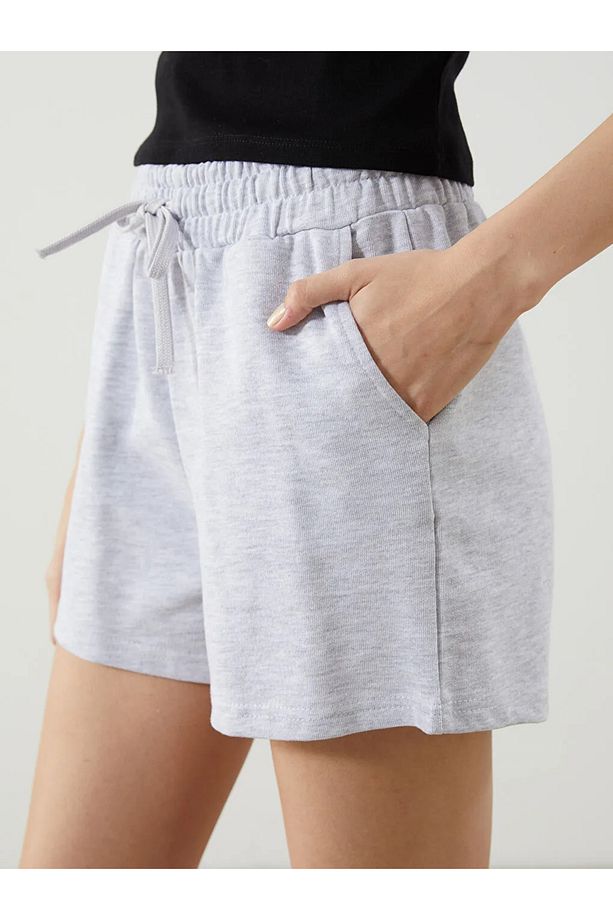 LCW ECO Gri Beli Lastikli Kadın Şort - 3