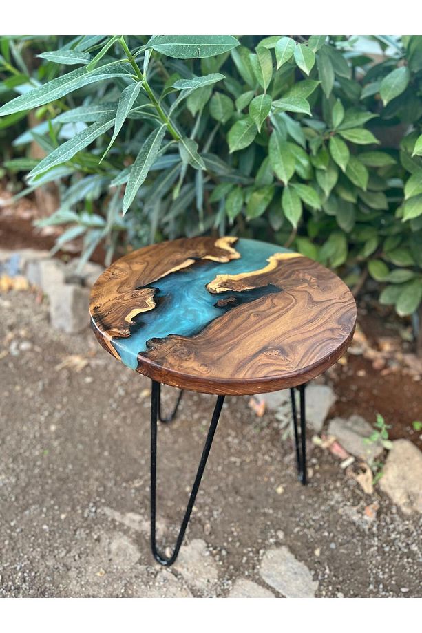 İğde Ağacından El Yapımı Ahşap Epoksi Tekli Yuvarlak Sehpa - Mavi Desen - 39*47 Cm - 2