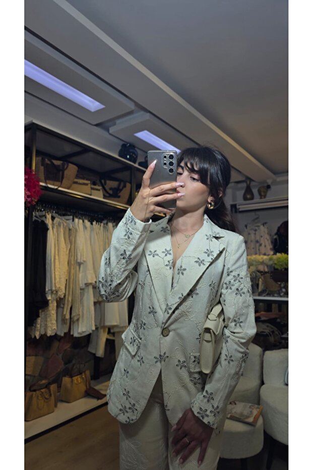 İşlemeli pamuk ceket - 4