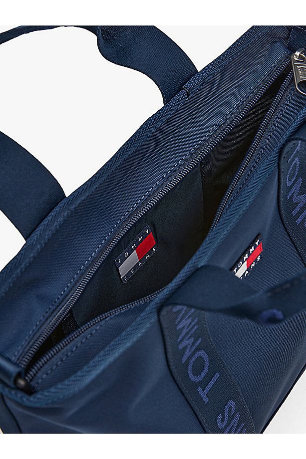 Essential Repeat Logo Tote Bag - 5