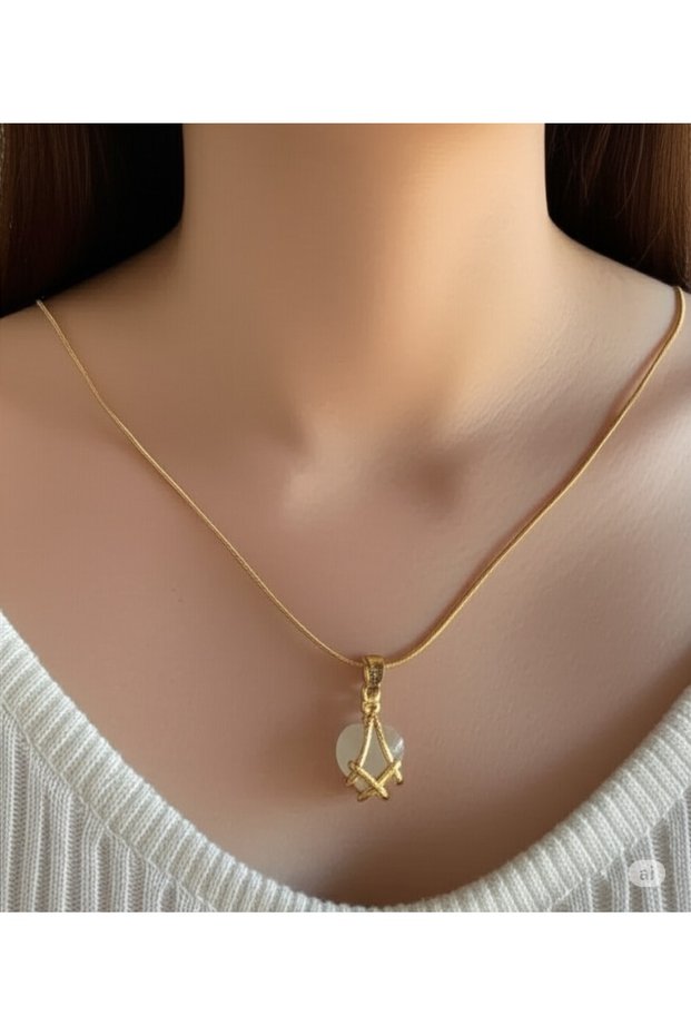 Stylishly Designed 45 cm Gold Color Steel Necklace – Natural Stone Detailed