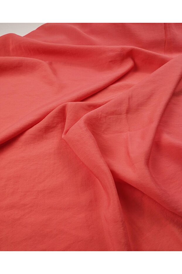 Pomegranate Flower 84% Viscose 16% Synthetic Aerobin Weavings (Width 140 cm X Length 230 cm)