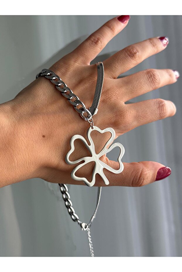 Yonca Detaylı Kolye - 2