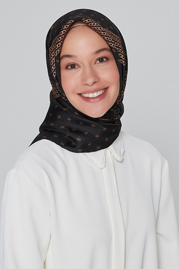 Nostalgia Series Silk Twill Scarf 8113D-06 Geometric Pattern Black