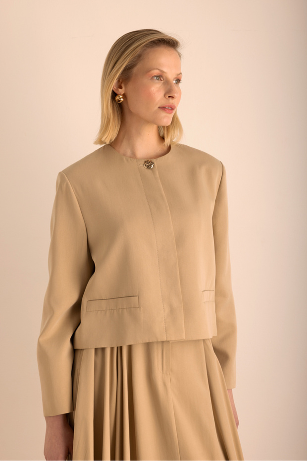 Camel Yakasız Kısa Ceket - 6