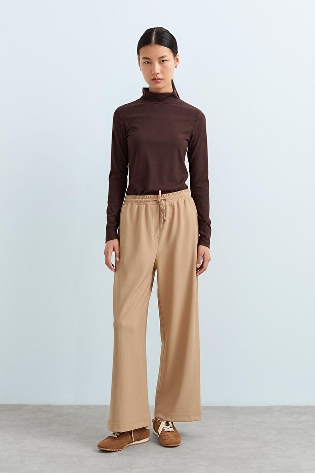 Beli Lastikli Bol Paça Örme Pantolon Camel - 1