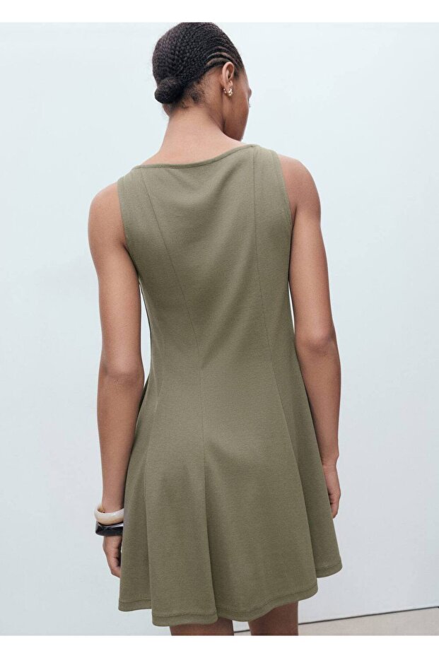 Pileli evaze elbise - 4