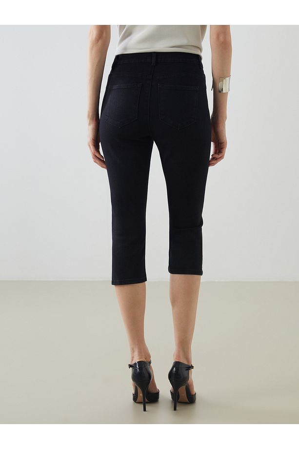 Bermuda Fit Kadın Jean Şort - 4