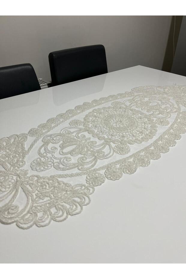 Fransız Dantelli Runner - 3